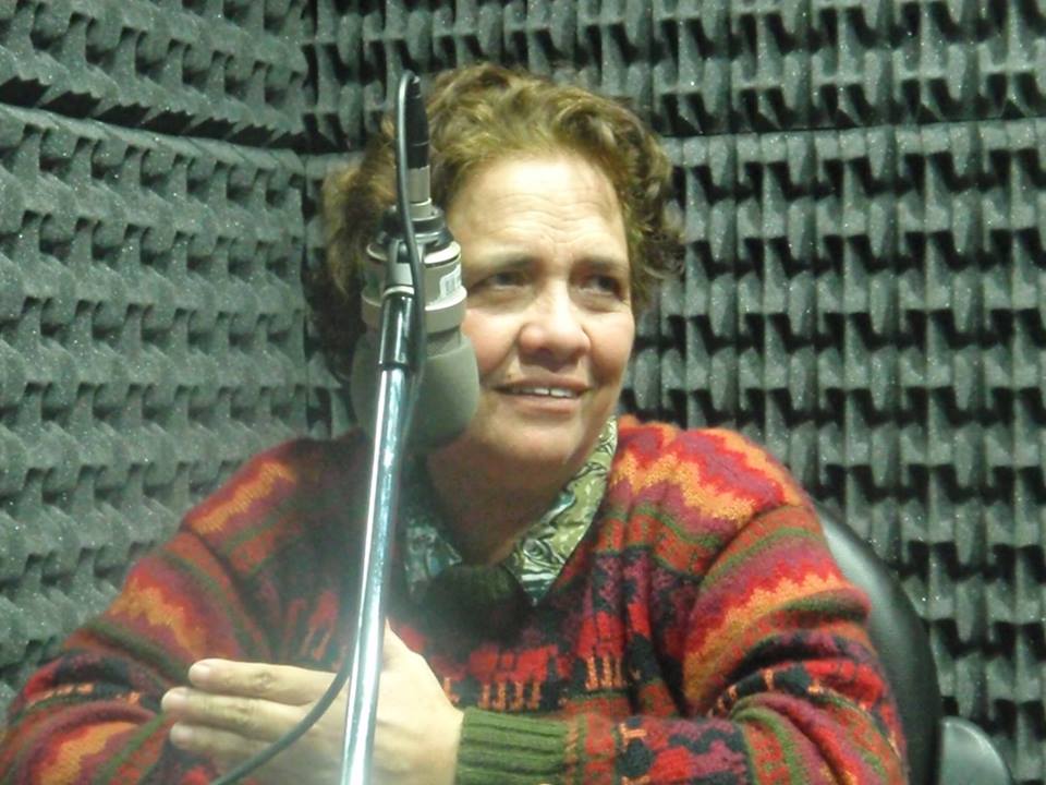 Chalena Vásquez ANÁLISIS POLÍTICO Y ECONÓMICO